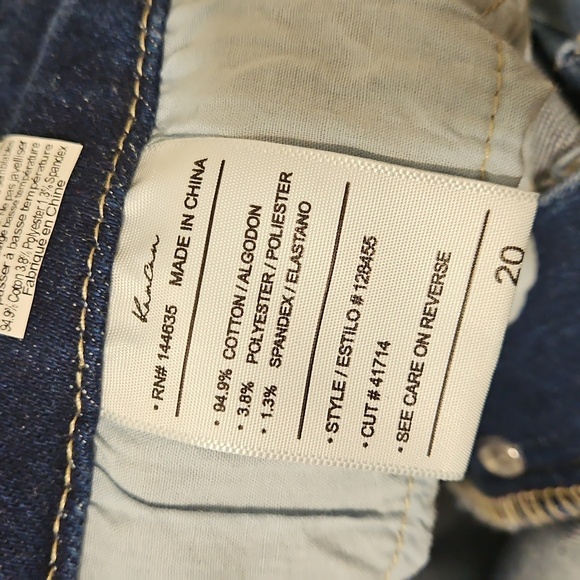 Maurice's blue High-Rise flare distressed hem jeans Womens size 20 denim NEW - Picture 7 of 8